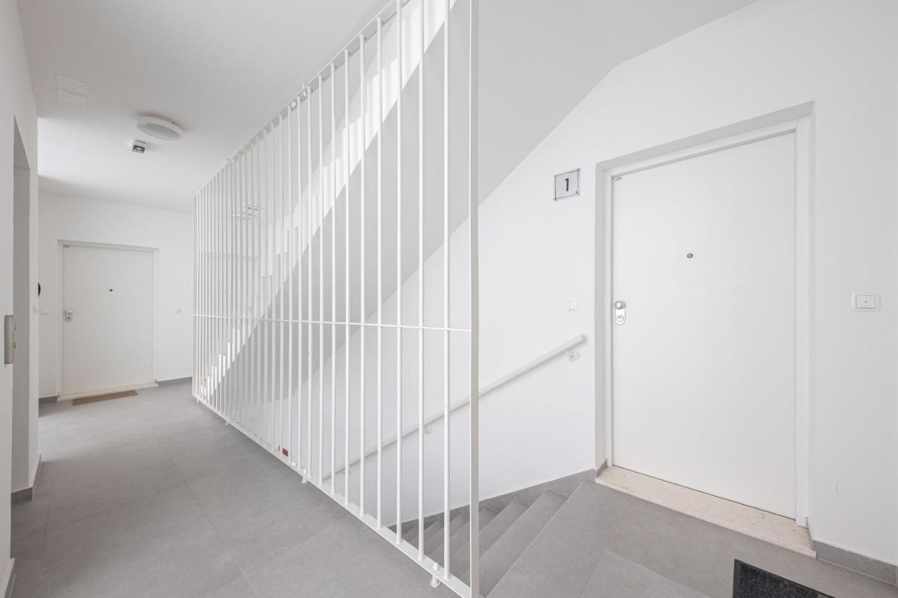 Apartment Abia Znjan Split Eksteriør bilde